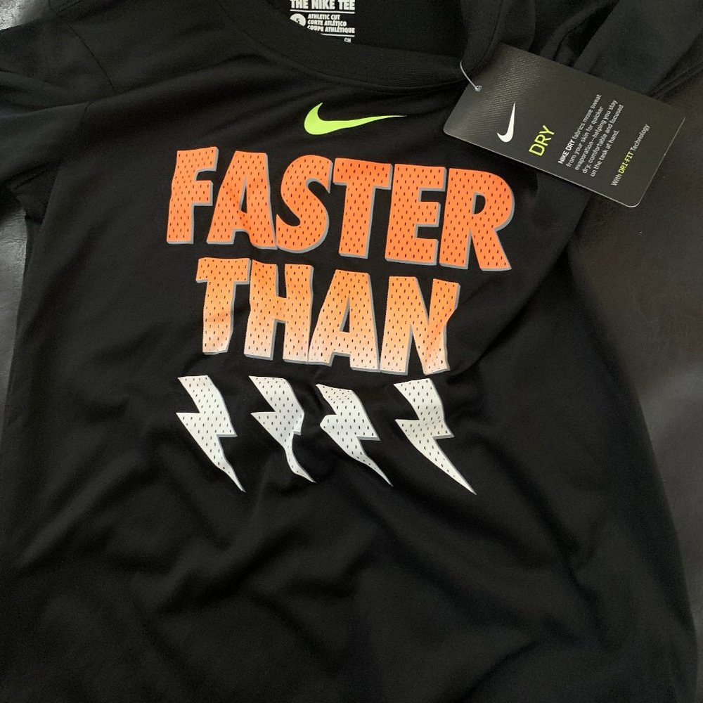 NWT Dri fit Nike shirt